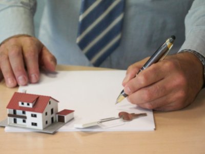 Bild-Immobilienmakler 3